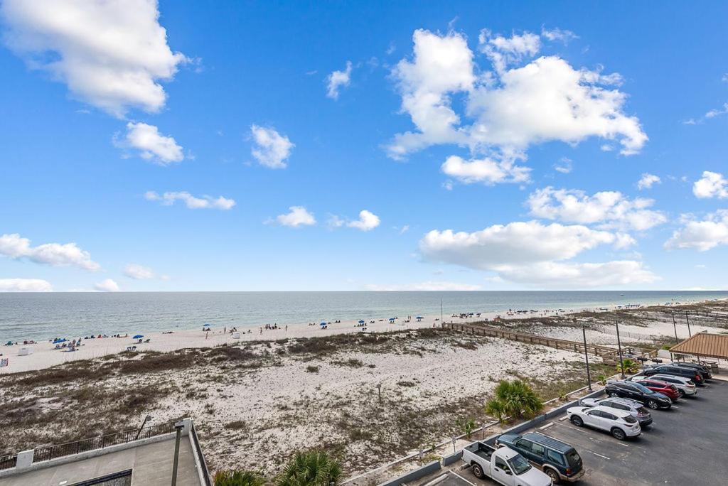Island Winds East 308 By Albvr - Beautifully Renovated Beachfront Condo & Steps Away From Hangout & More! غولف شورز المظهر الخارجي الصورة